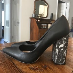 Mix No. 6 Black Monta Pumps